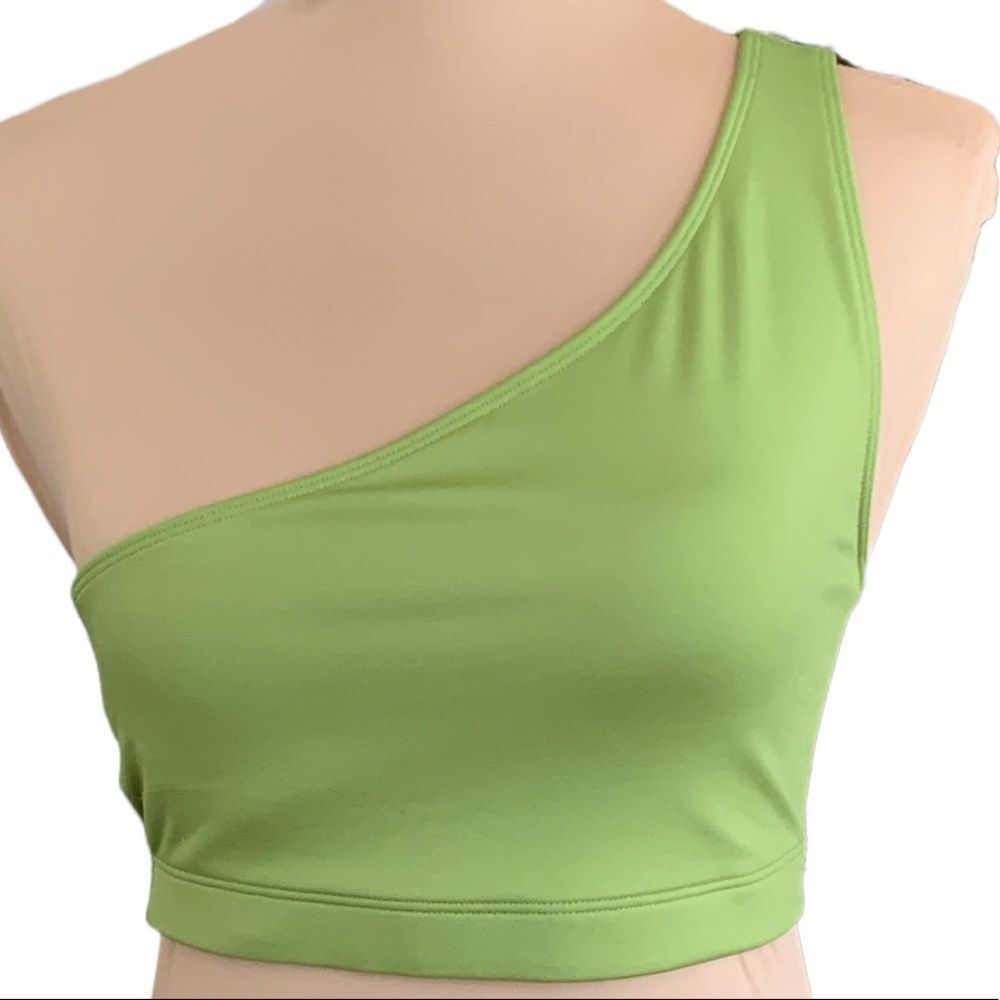 SPORTS BRAS SIZE S/P